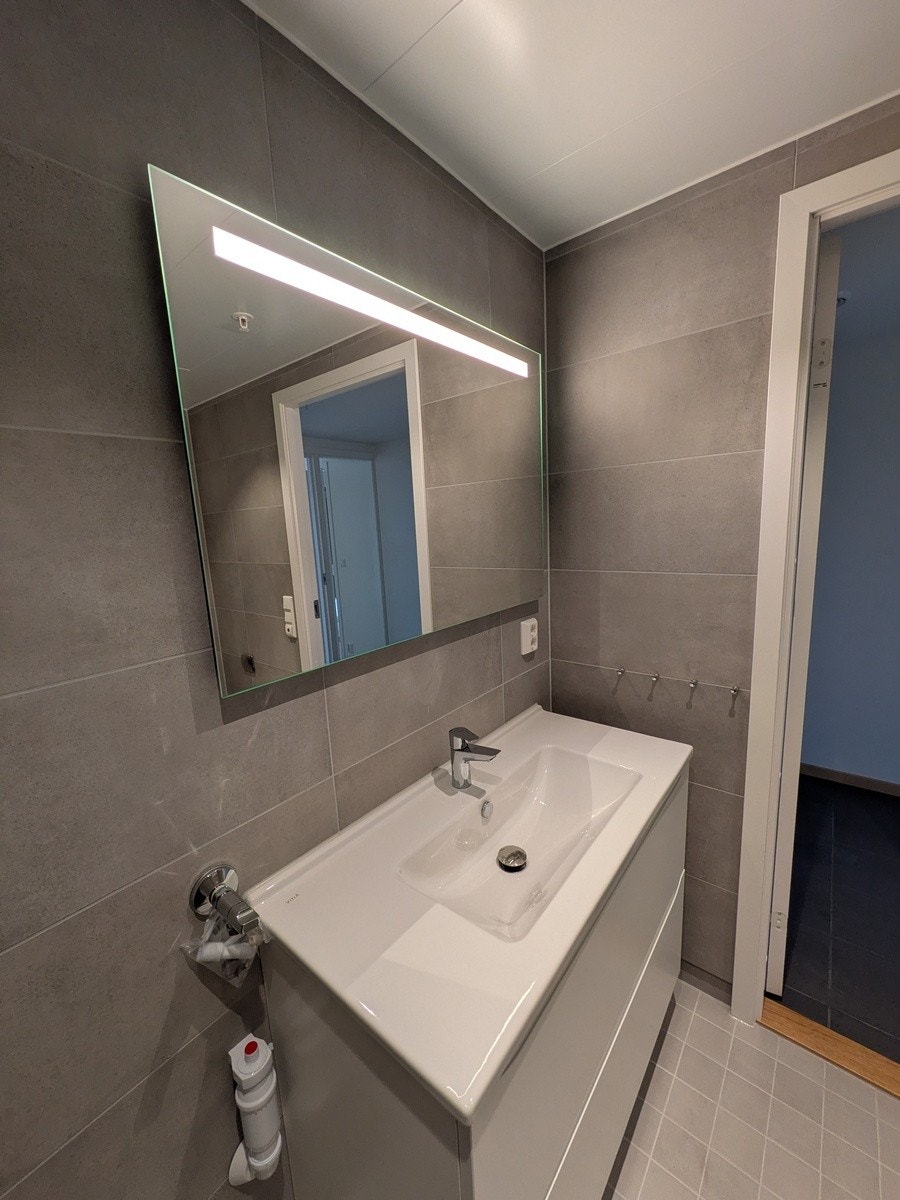 Badet Galleribilde