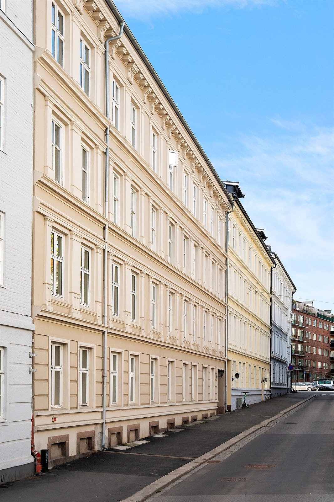 Klassisk Frognergård fra ca. år 1900 med tidstypisk preg. Galleribilde