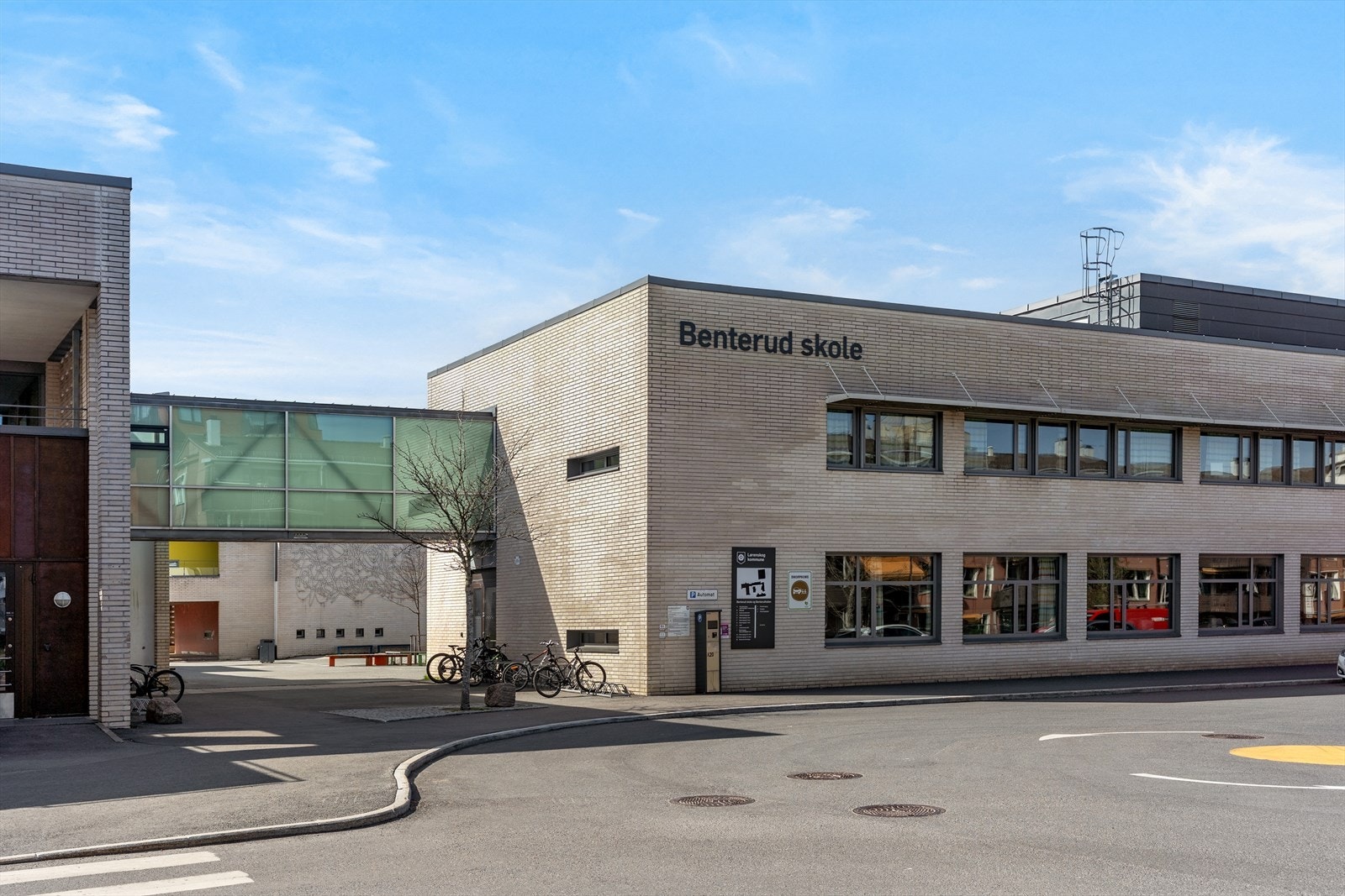 Benterud skole Galleribilde