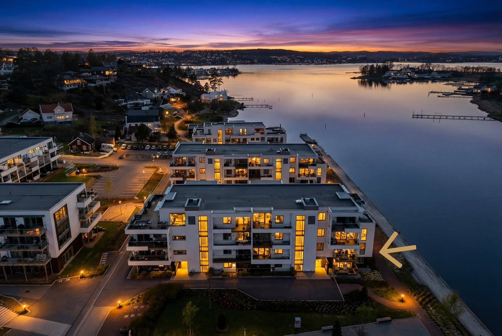 Nordvik Tønsberg ønsker velkommen til Strandveien 33B! Foto: A7 Media. Galleribilde