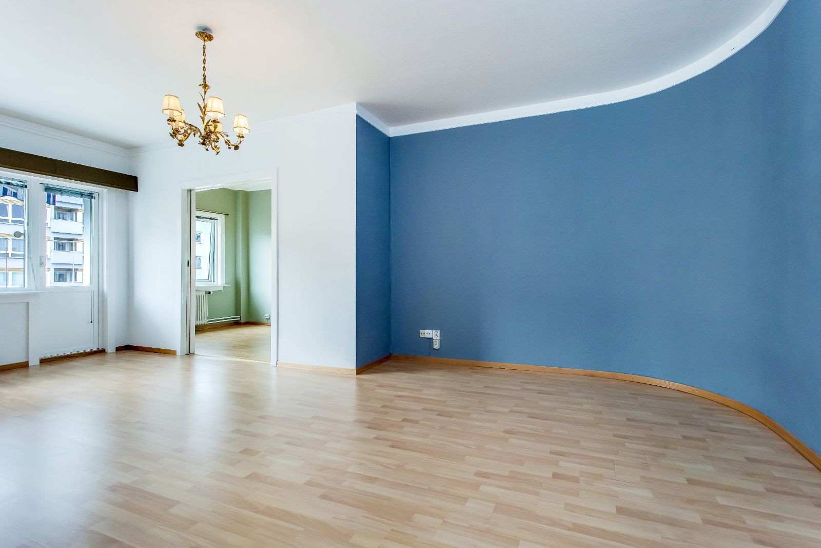 Velkommen til Vestheimgata 8 - Romslig 2-roms leilighet i 5 etasje med heis og balkong Galleribilde