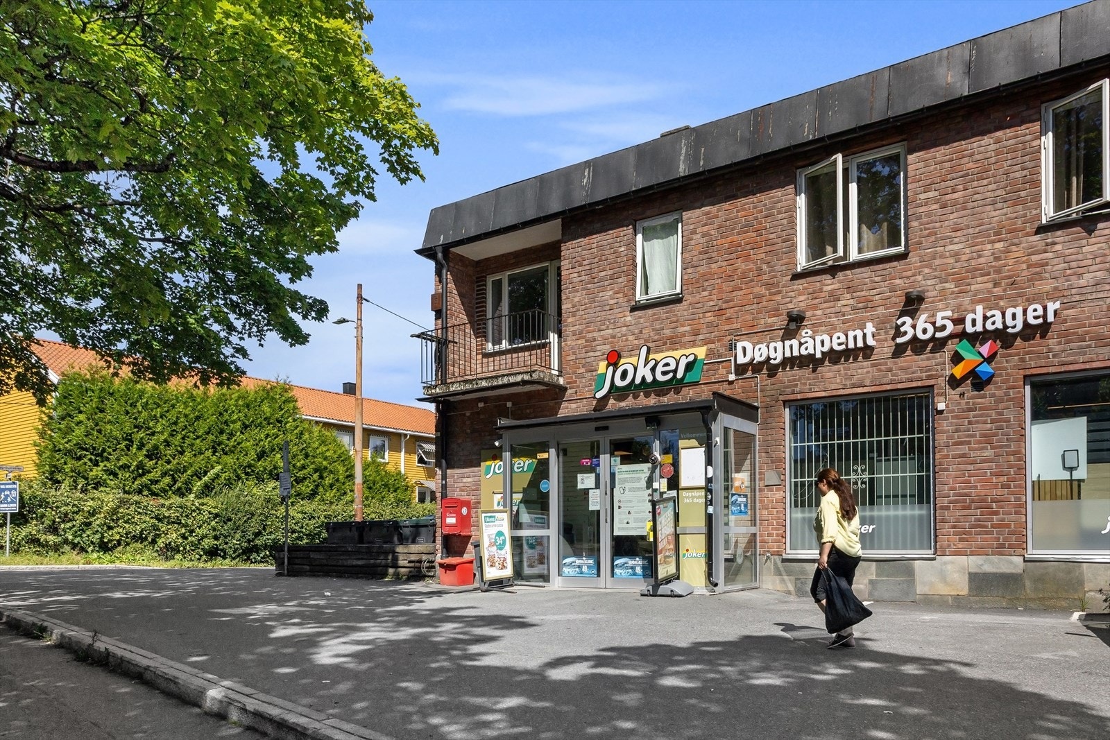 Joker ligger like ved leiligheten. Galleribilde