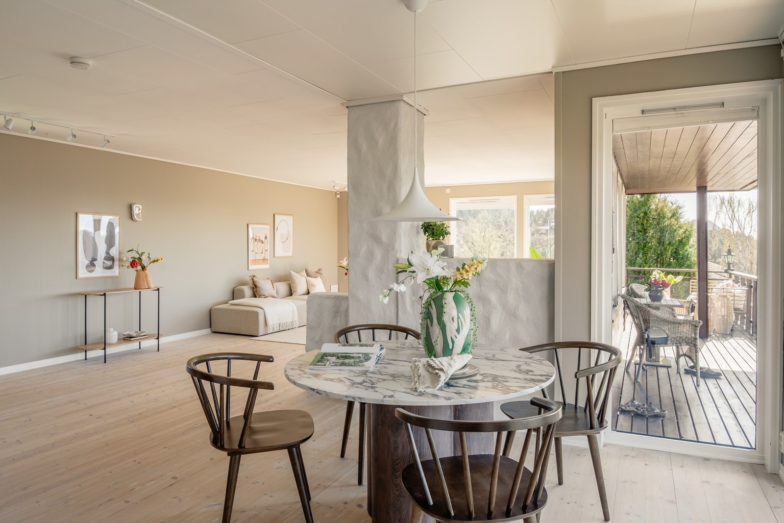 - Fra boligen er det kort vei til både Lagunen og sentrum - Galleribilde