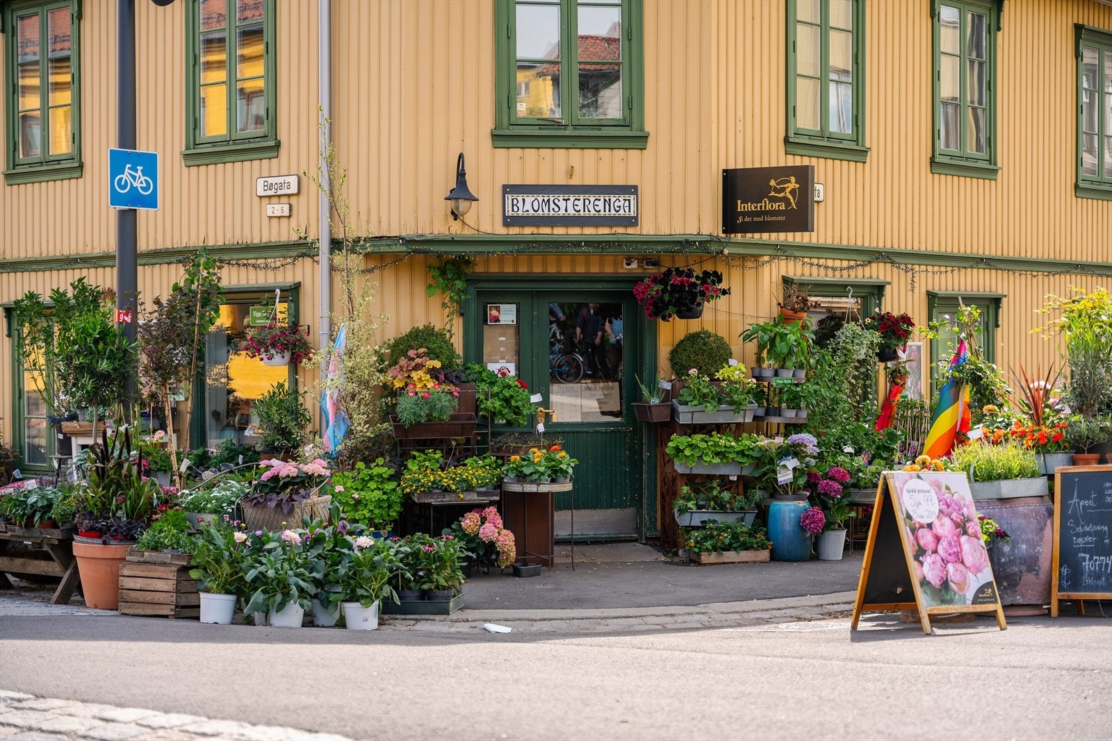 Det er et område som kombinerer byliv og nabolagsfølelse på en fin måte. Galleribilde