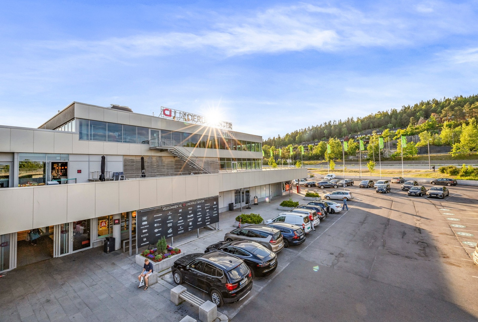 Kort avstand til Linderudsenteret med et godt servicetilbud. Galleribilde