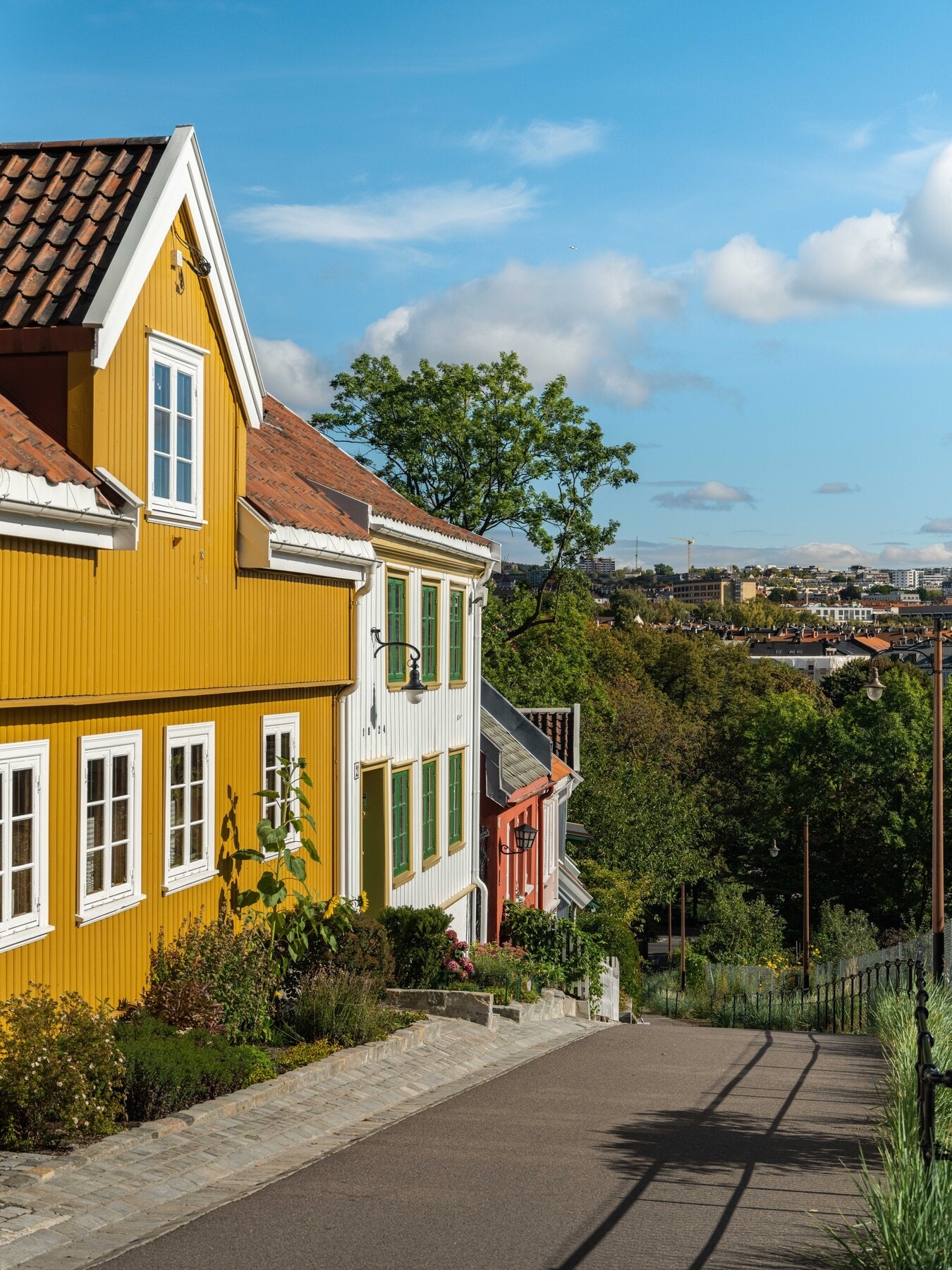I nabolagt finner vi historiske gater som Telthusbakken. Galleribilde