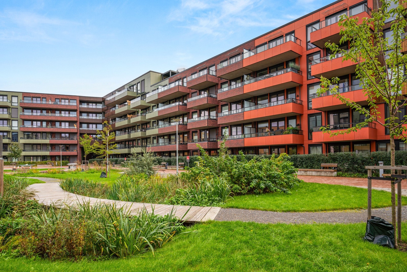 Lumanders hage har en populær beliggenhet med gangavstand til butikker, torg og kollektivtransport. Galleribilde