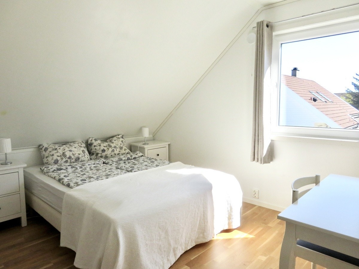 Soverom 1 med dobbeltseng Galleribilde
