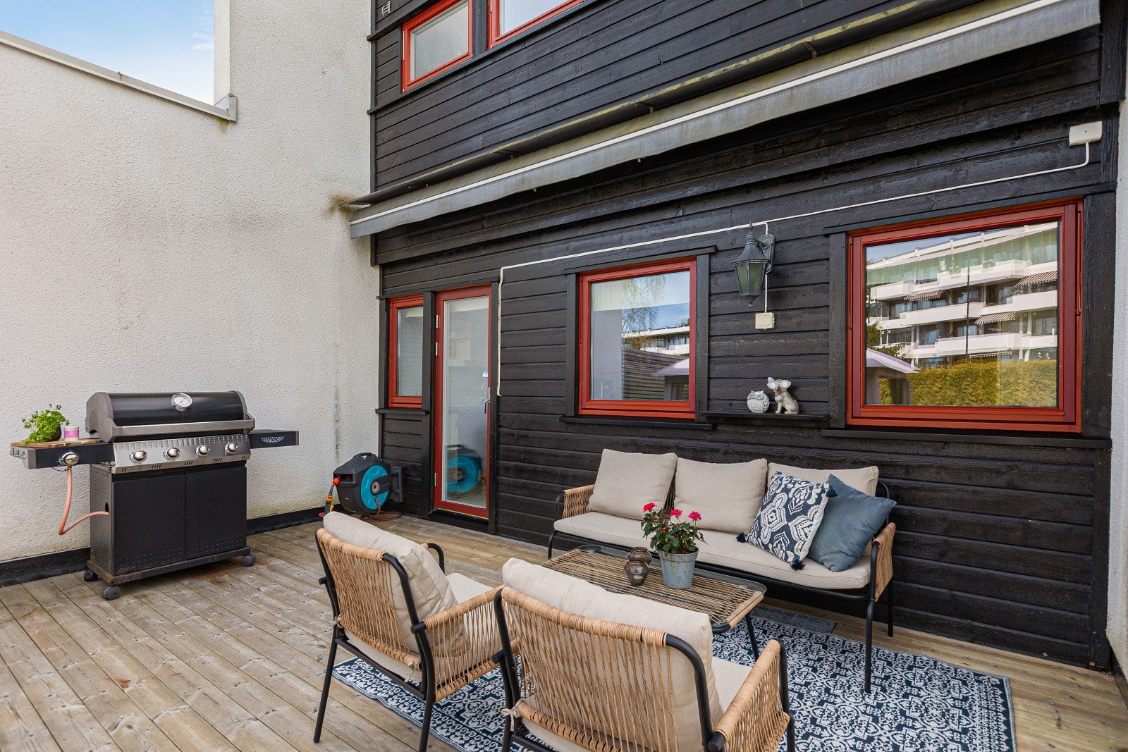 Markisen gir god skygge på de varmeste dagene. Galleribilde