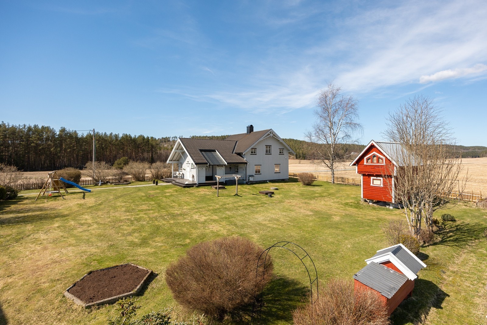 Aktiv Eiendomsmegling v/Kenneth Sverre har gleden av å presentere Thonsveien 9A og B! Foto: Svein Michaelsen Galleribilde