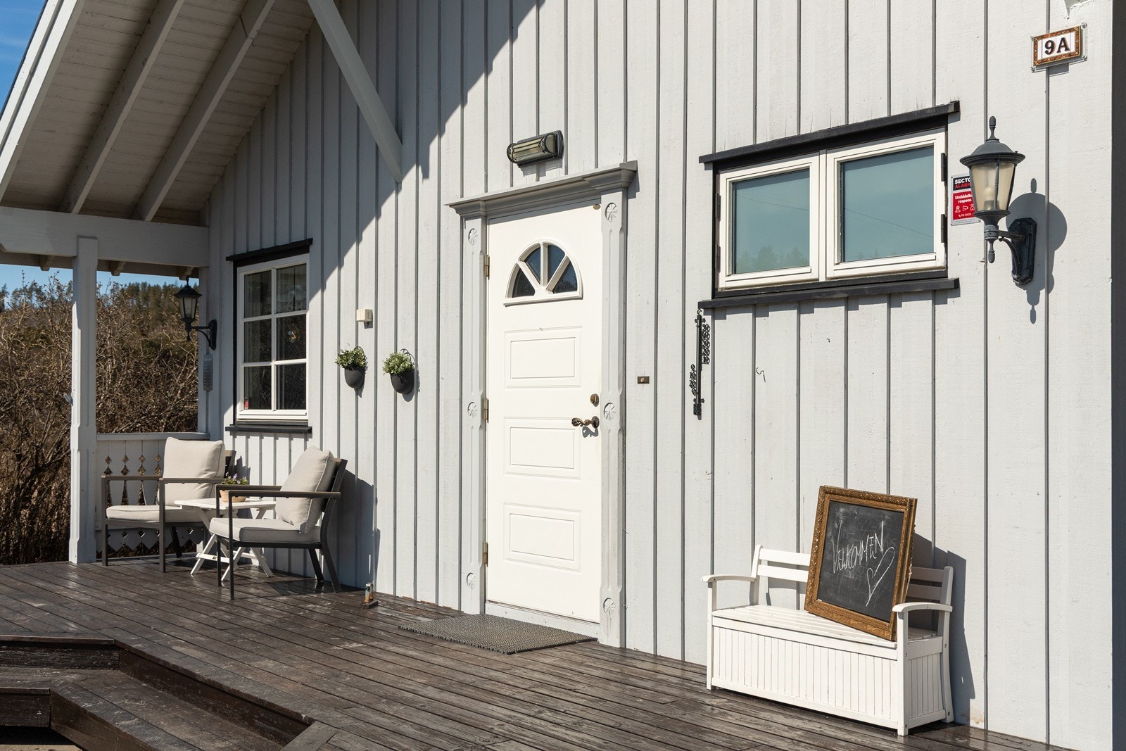 Velkommen inn i et romslig og hyggelig hovedhus! Galleribilde
