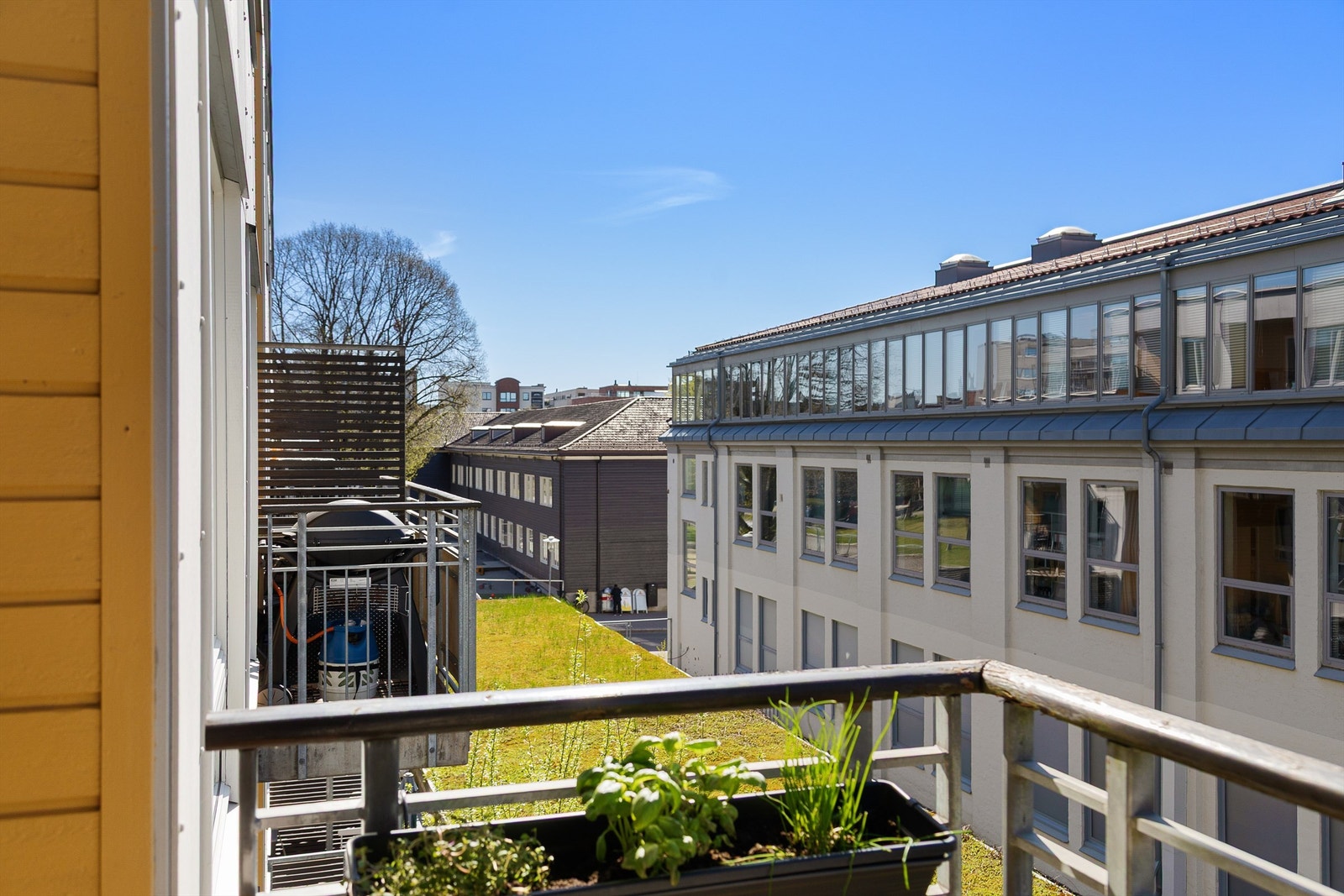 Balkongutsikt - Foto: Eiendomsfoto Galleribilde