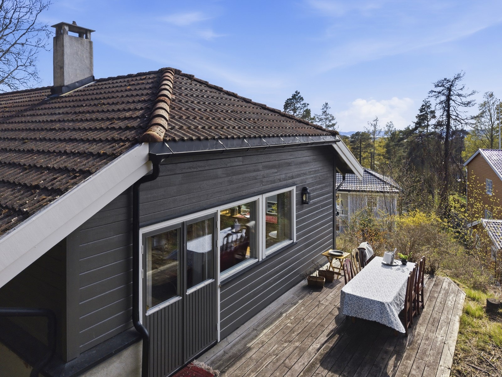 Platting på husets nordvest side Galleribilde