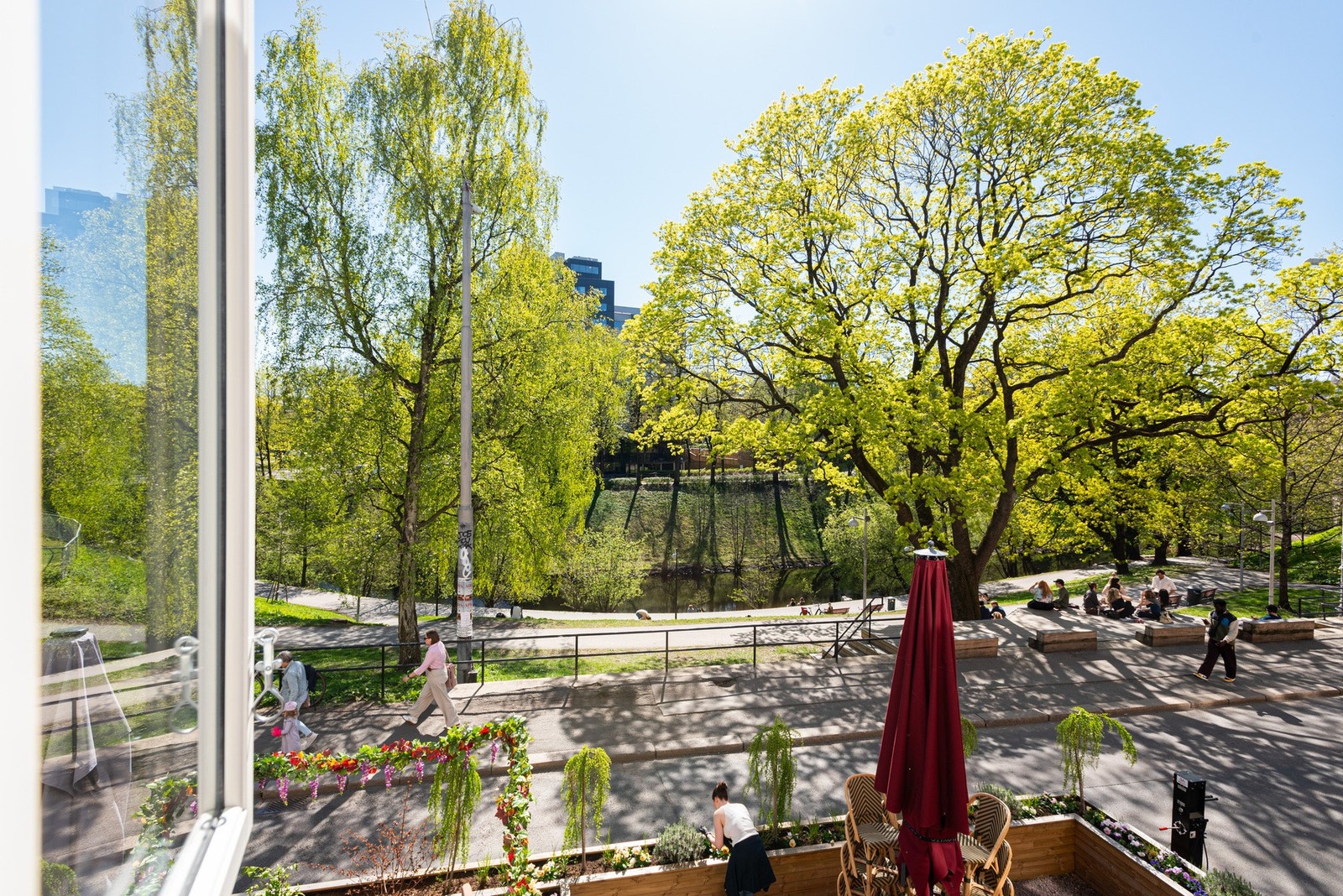 Utsyn fra soverommet mot Akerselva. Galleribilde