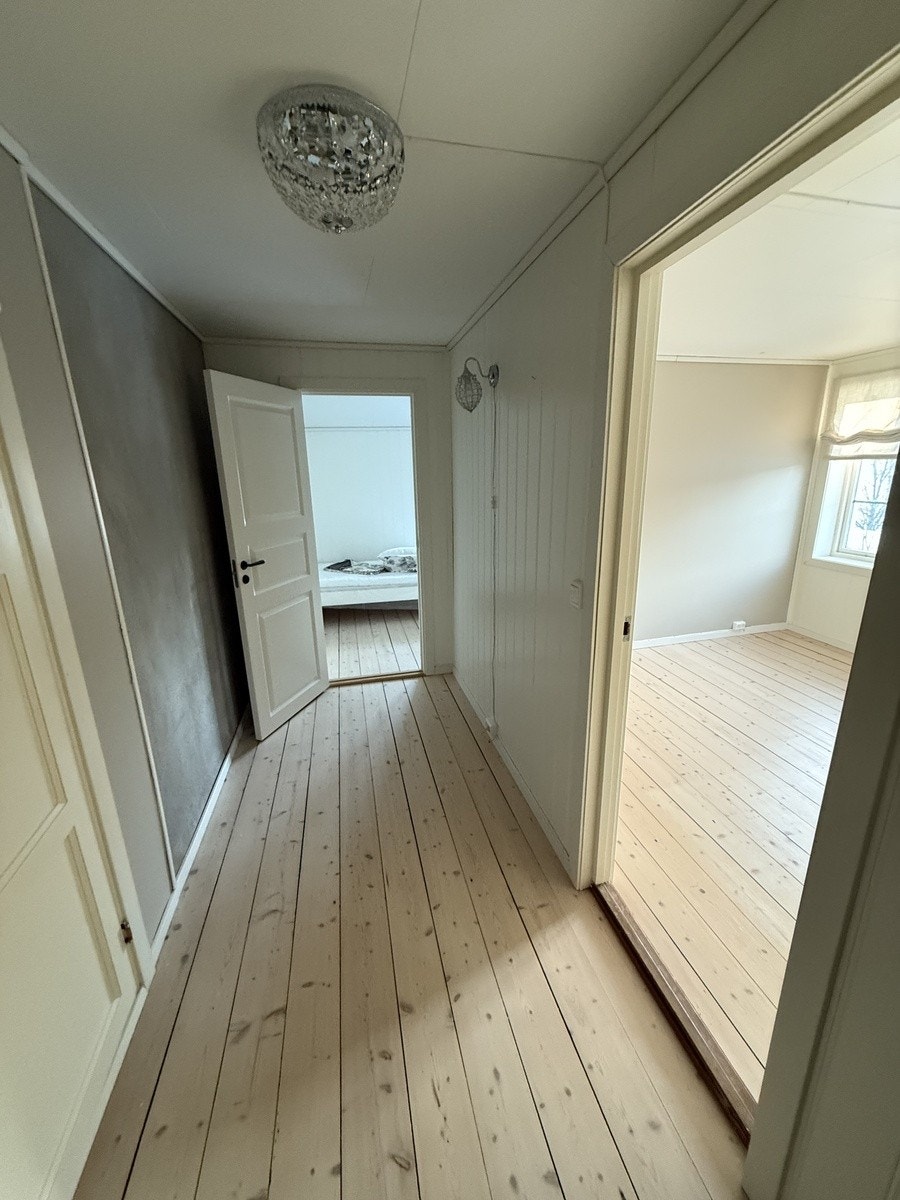 Gang mot 2 sov Galleribilde