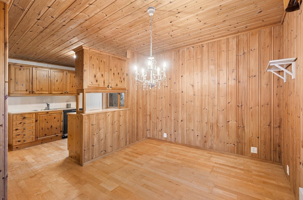 Spisestue/spisekrok Galleribilde