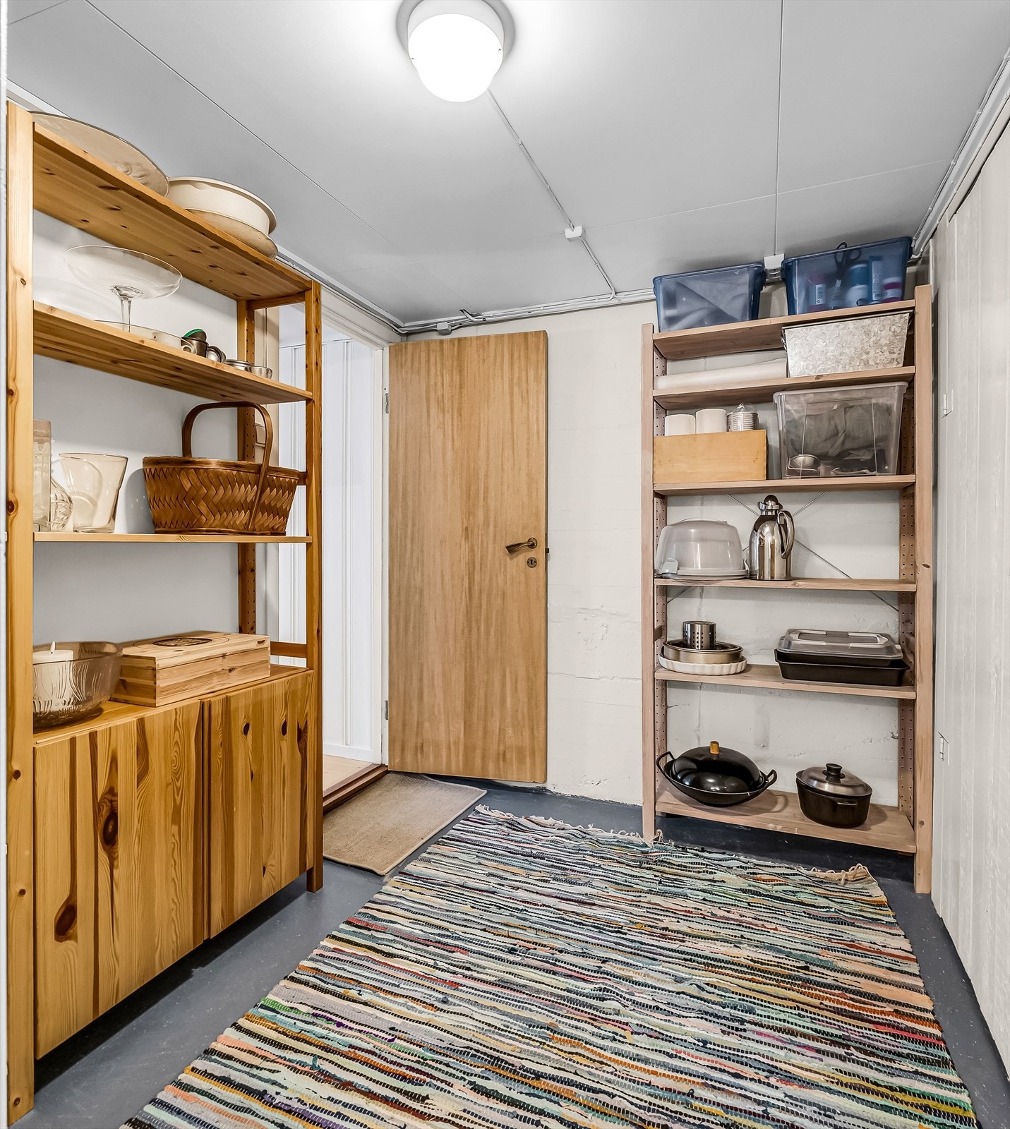 Godt med lagringsplass i boligen. Galleribilde