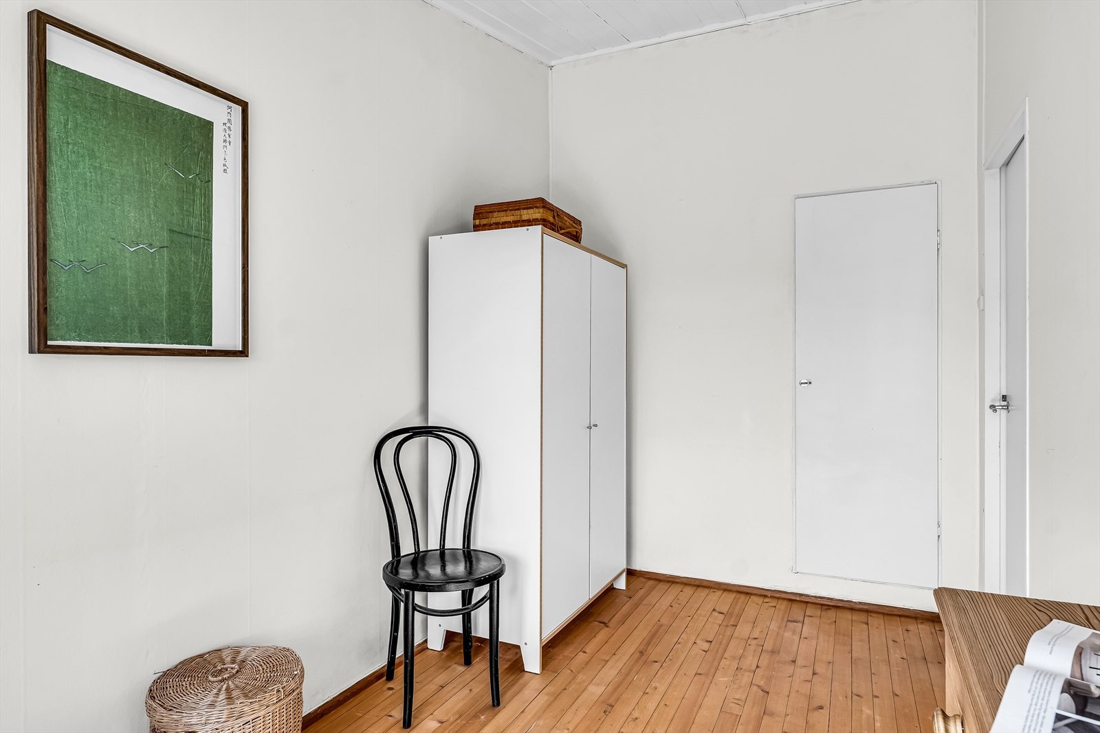 Alle rommene er av god størrelse. Her også en bod i tilknytning soverommet. Galleribilde