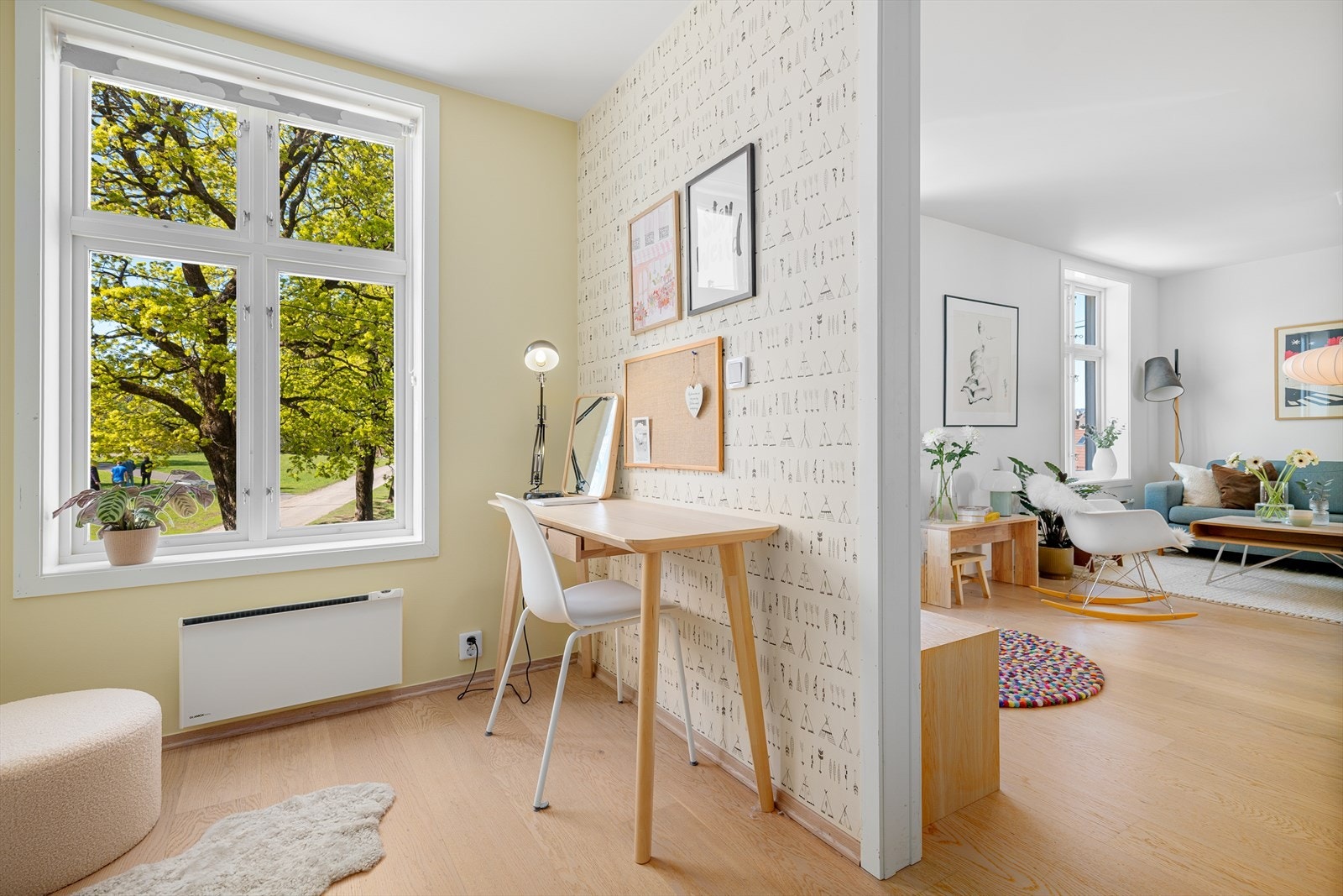Soverom 2 vender også mot parken. Galleribilde