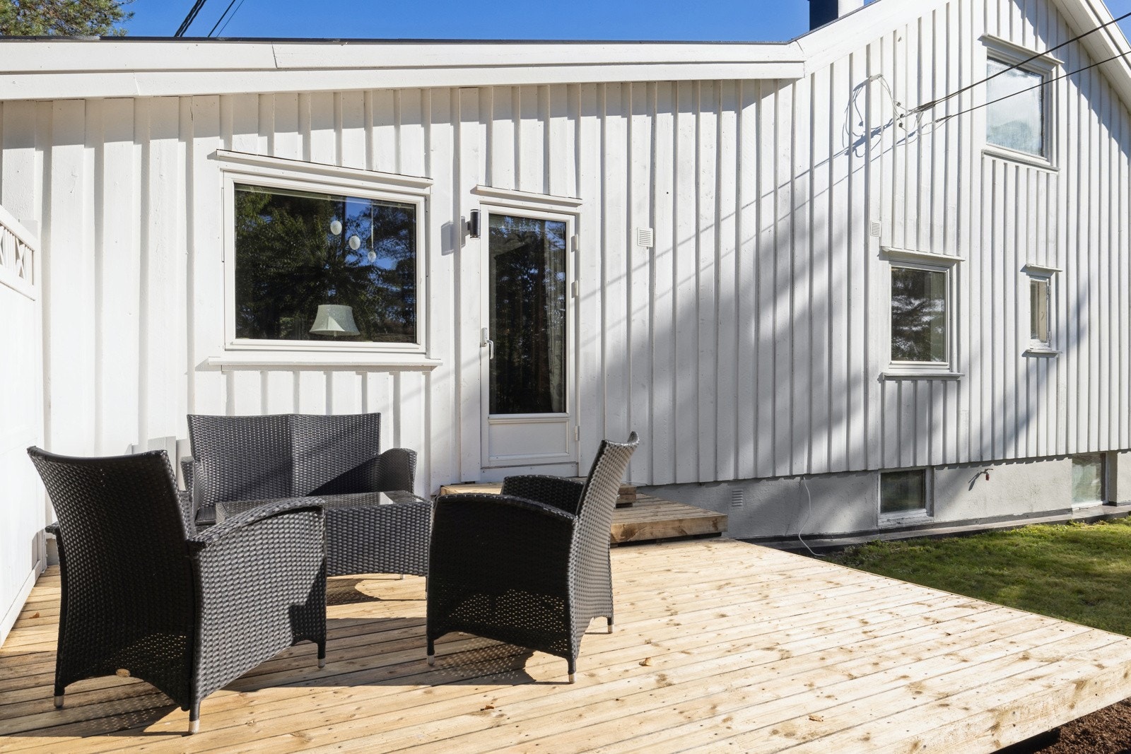 Terrasse utenfor stuen i generasjonsdelen Galleribilde