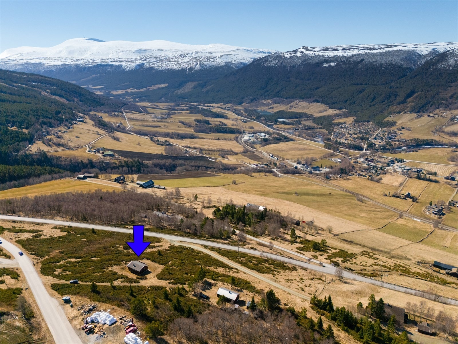 Området byr på et rikt turterreng, enten du foretrekker korte turer i nærområdet eller lengre turer i fjellet. Galleribilde