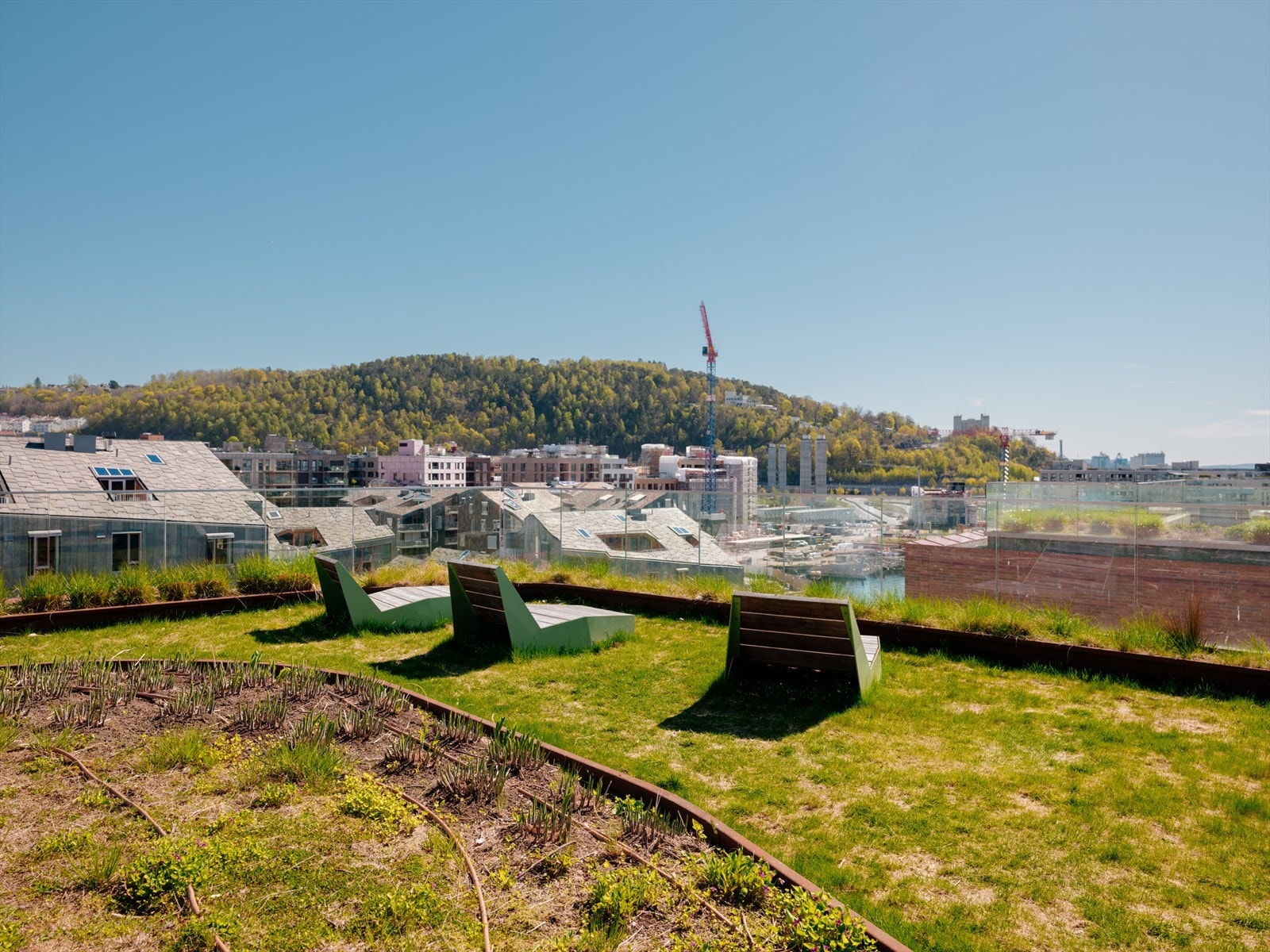 Her kan man nyte panoramautsikt over Oslo samt gode solforhold gjennom dagen. Galleribilde