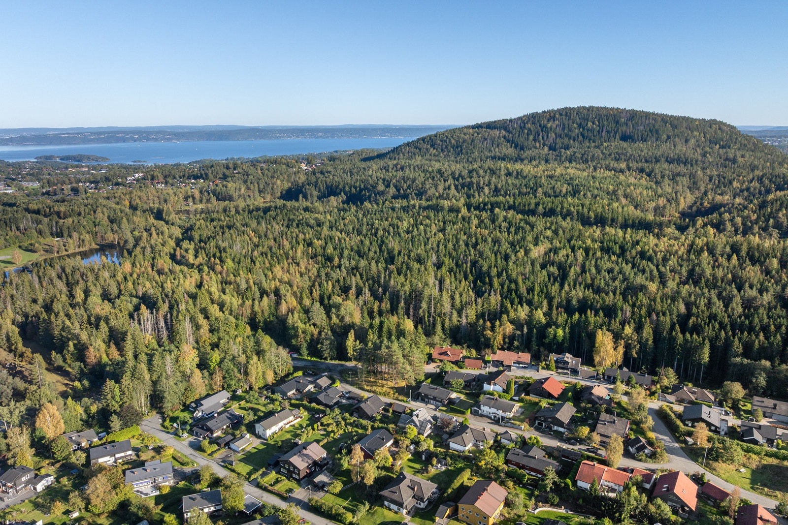 Drengsrudhagen er et barnevennlig og landlig område. Samtidig er det kort vei ned til Asker sentrum. Galleribilde