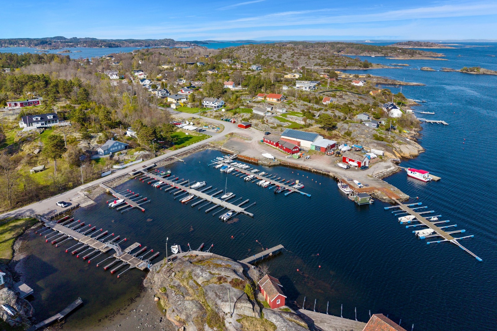 Mulighet for leie av båtplass i Medø Marina Galleribilde
