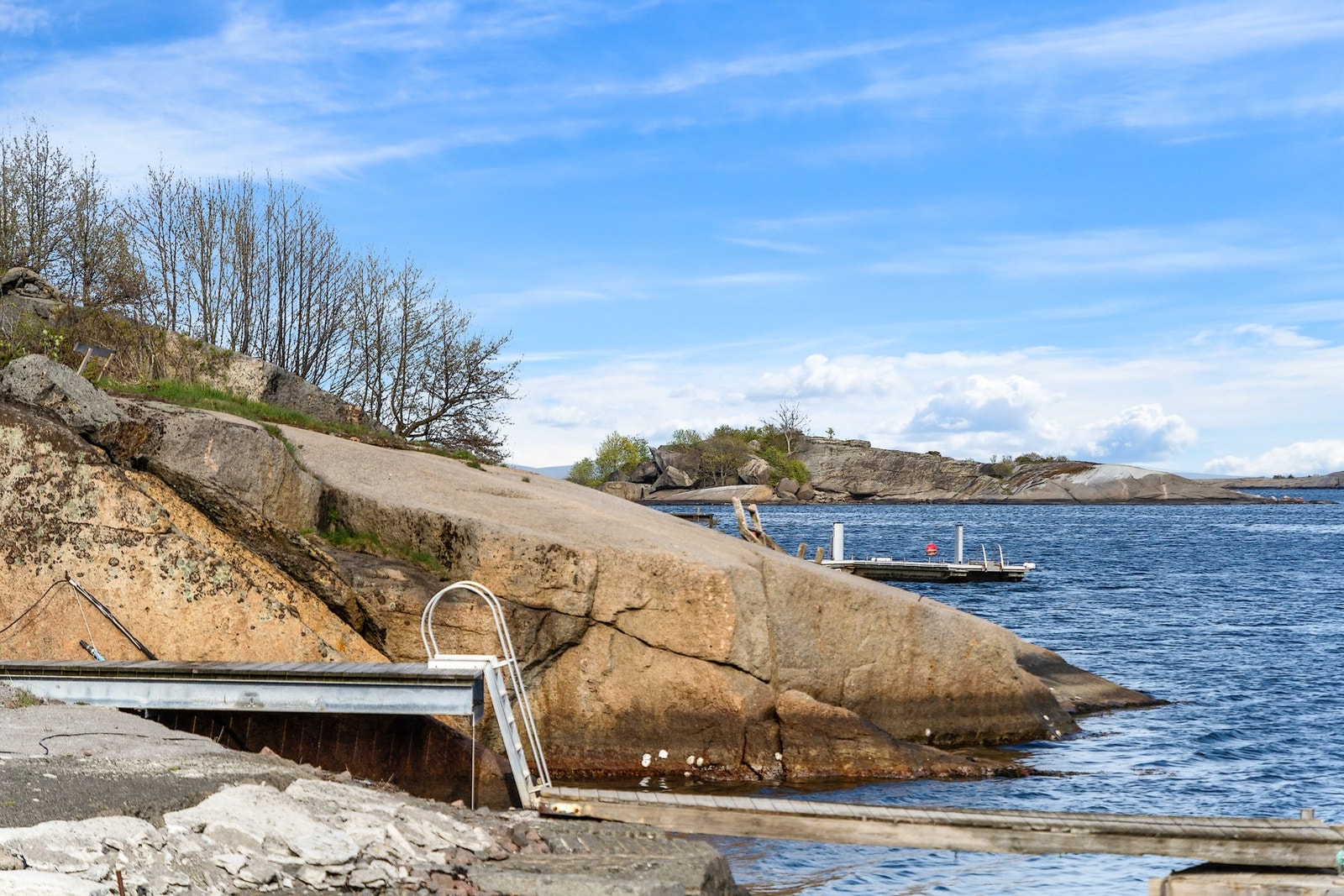 Næromårde med badeplass Galleribilde
