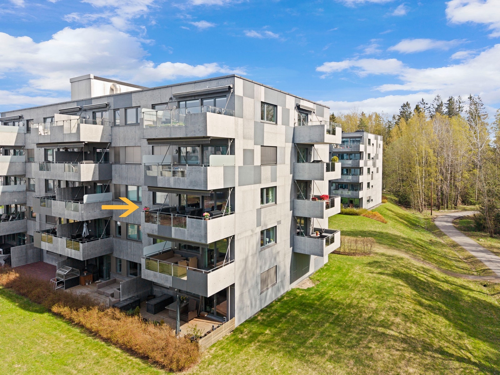 Øyvind Frogner v/Privatmegleren har gleden av å presentere Midtskogen 4! Galleribilde