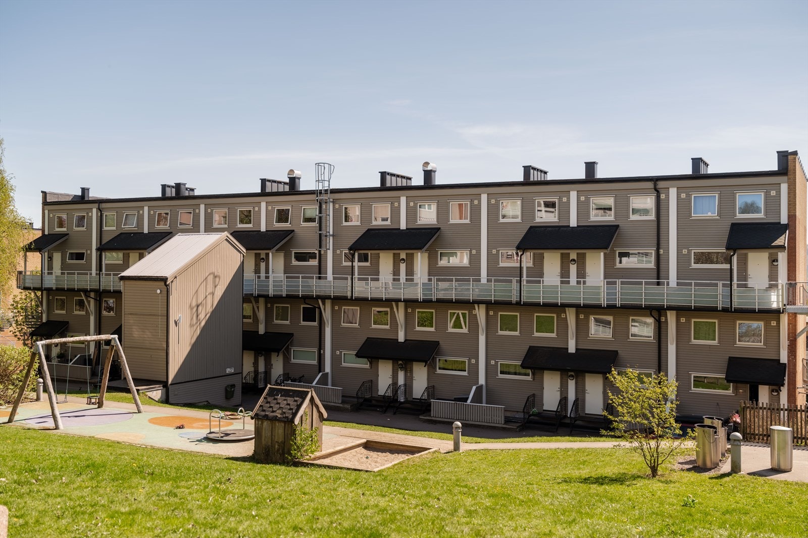 Leiligheten ligger i et attraktivt og veletablert boligområde på Veitvet i bydel Bjerke. Galleribilde