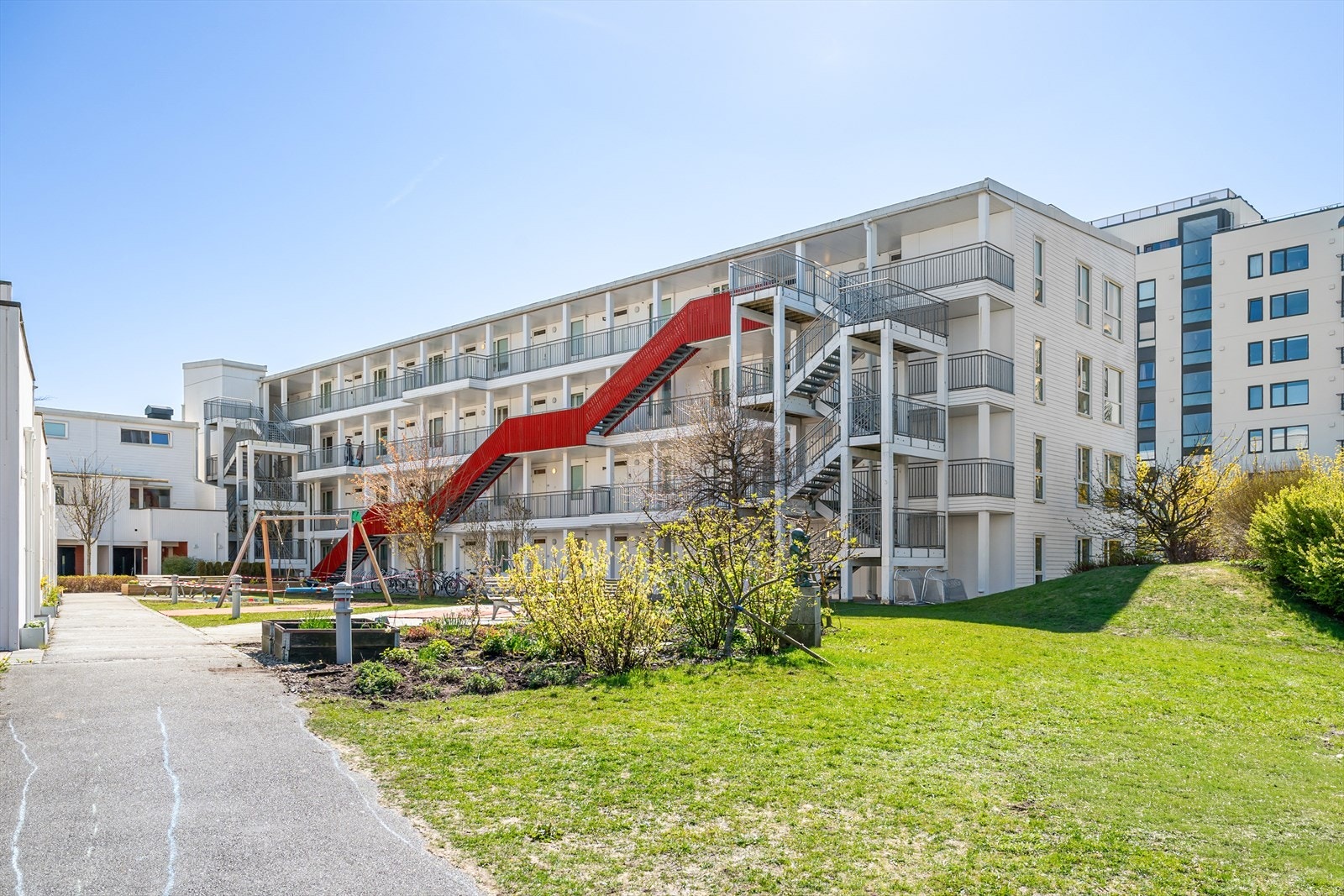 Adkomst enten via utvendig trapp eller heis på motsatt ende Galleribilde