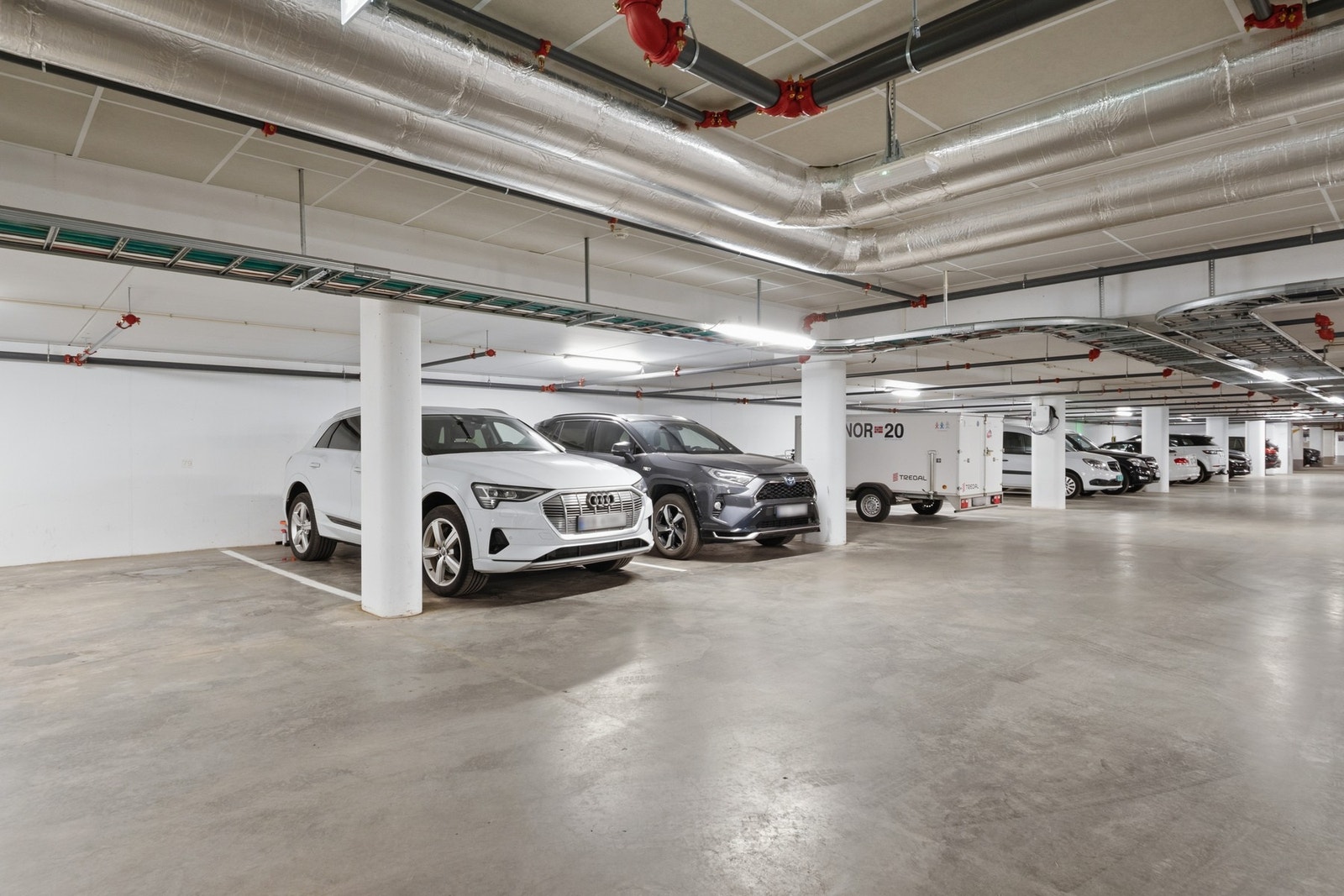 Parkeringsplass medfølger Galleribilde