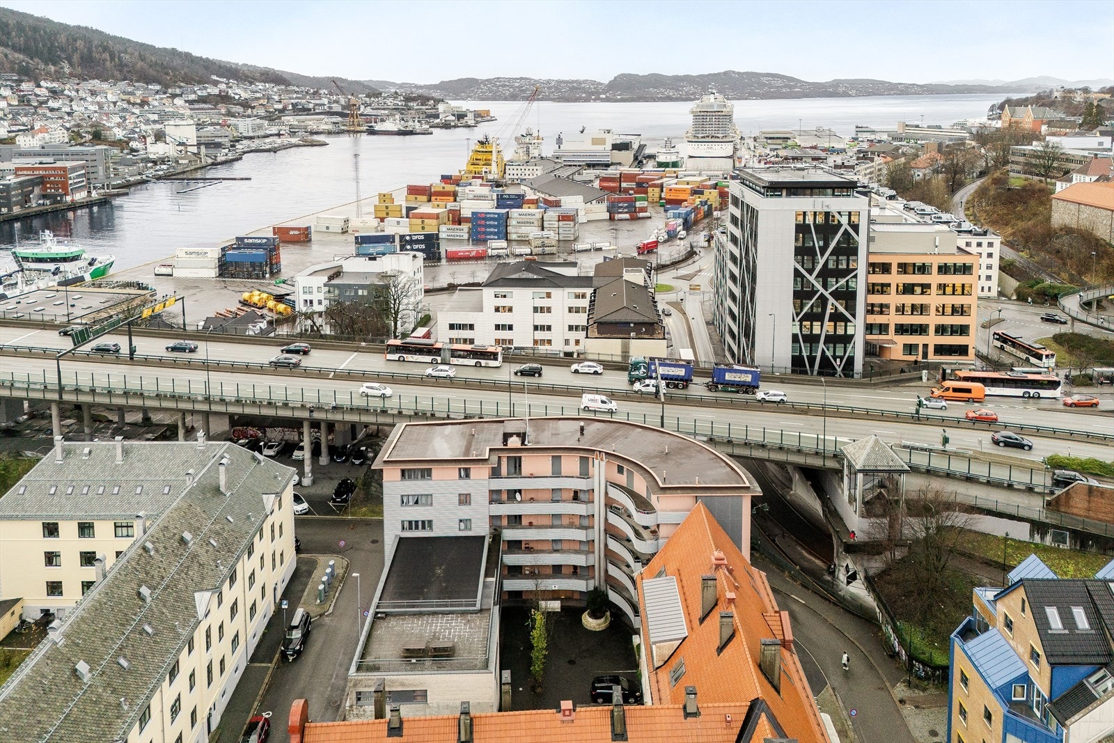 Dronebilde over området Galleribilde