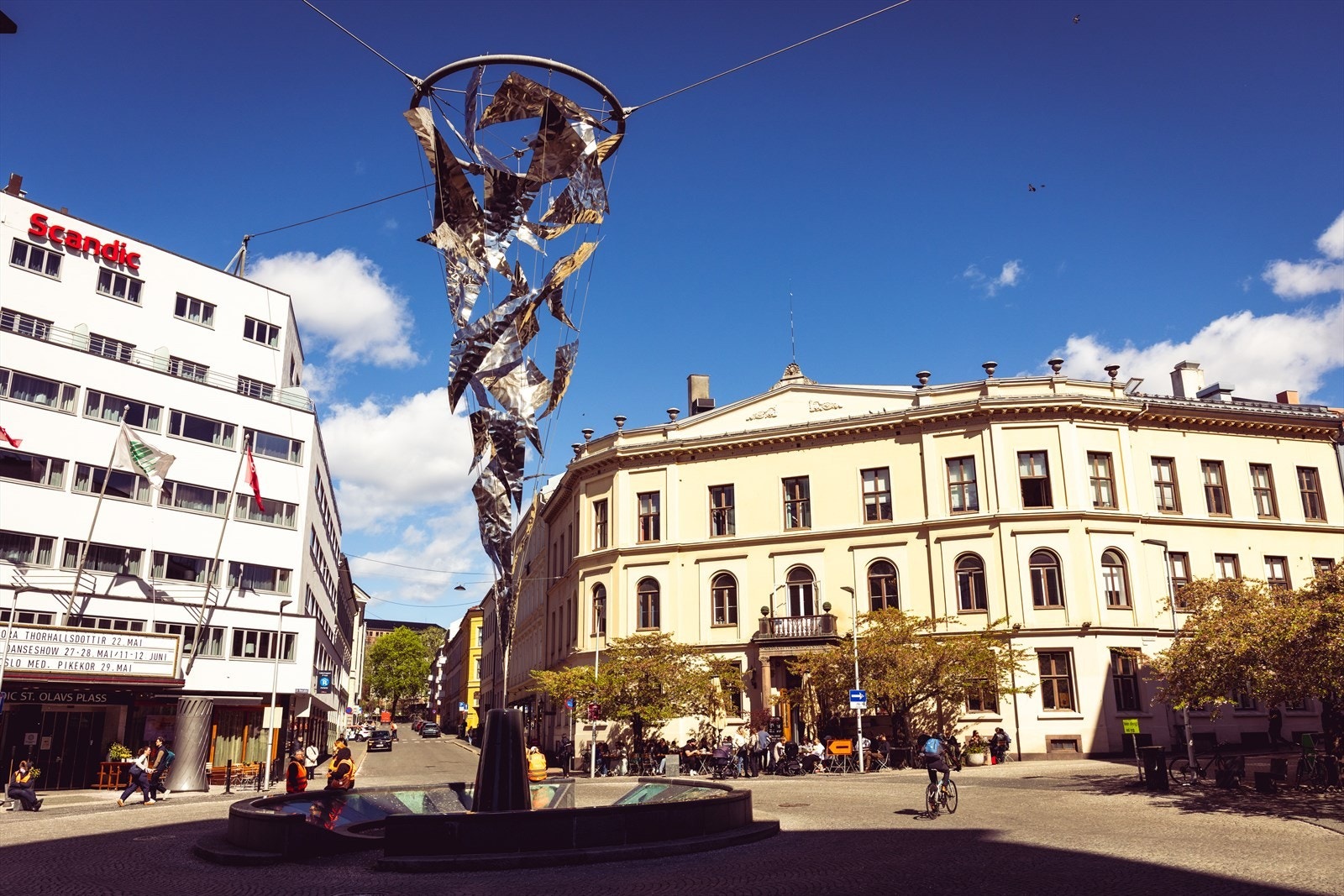 St. Olavs plass er et sentralt og attraktivt område i Oslo med nærhet til alt du trenger i hverdagen. Her bor du med gangavstand til Karl Johans gate, Bogstadveien og Bislett. Galleribilde