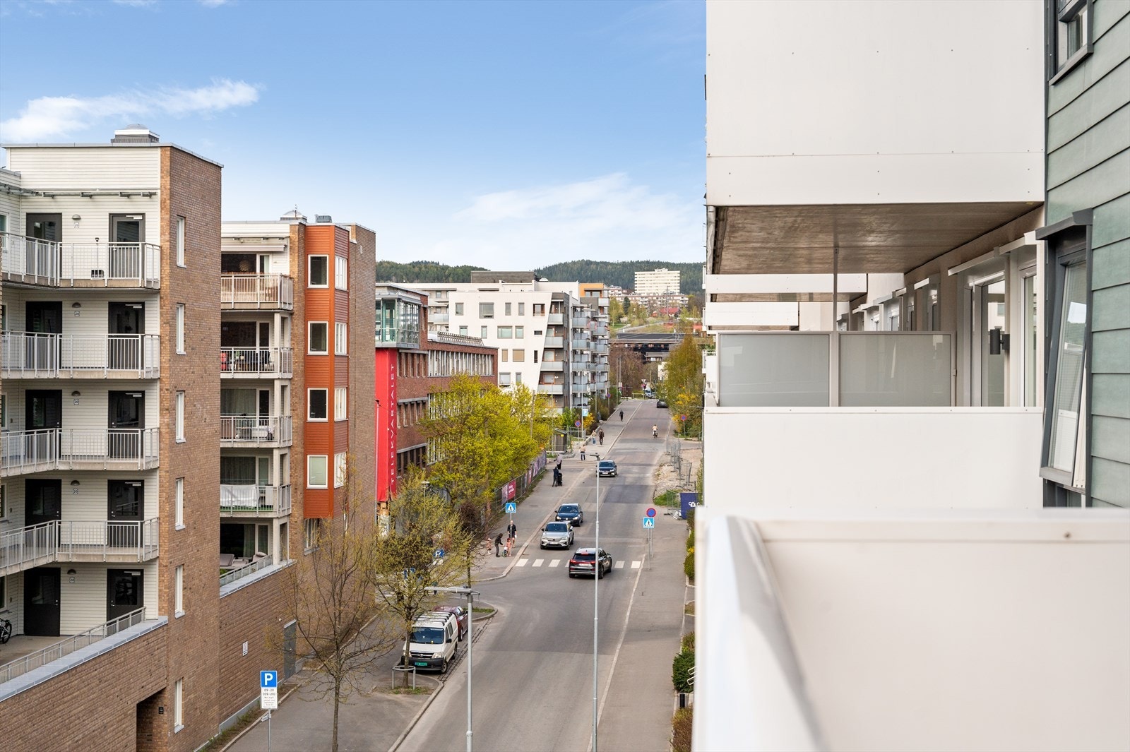 Leiligheten ligger høyt og fritt i 5.etasje. Galleribilde