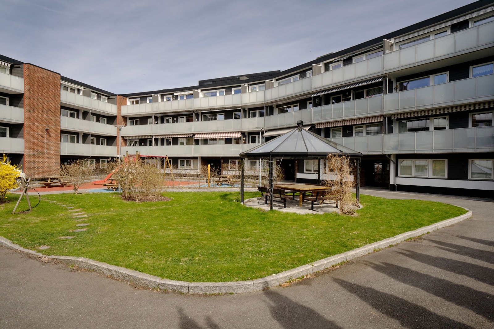 Holmskau & Partners Sentrum - Andelsleilighet i 3.etg med 2 soverom og sentral beliggenhet -