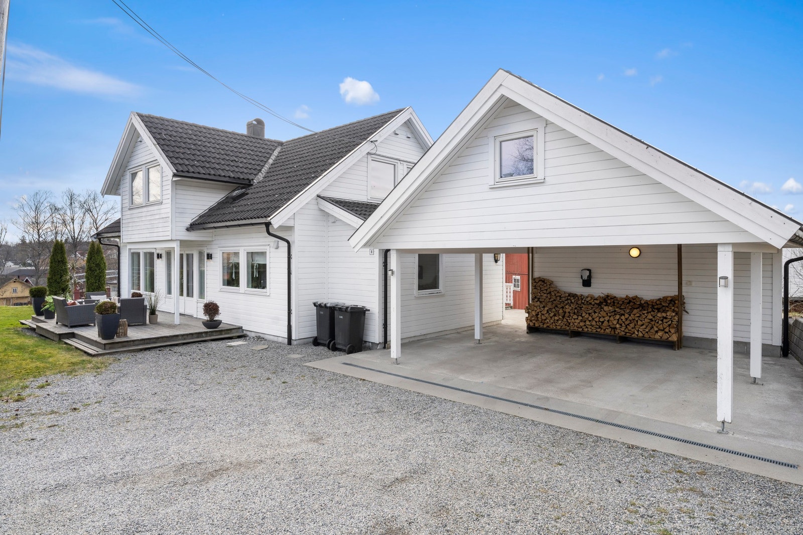 Velkommen til Midsemveien 8! Boligen presenteres av Øyvind Frogner v/PrivatMegleren. Foto: Galleribilde