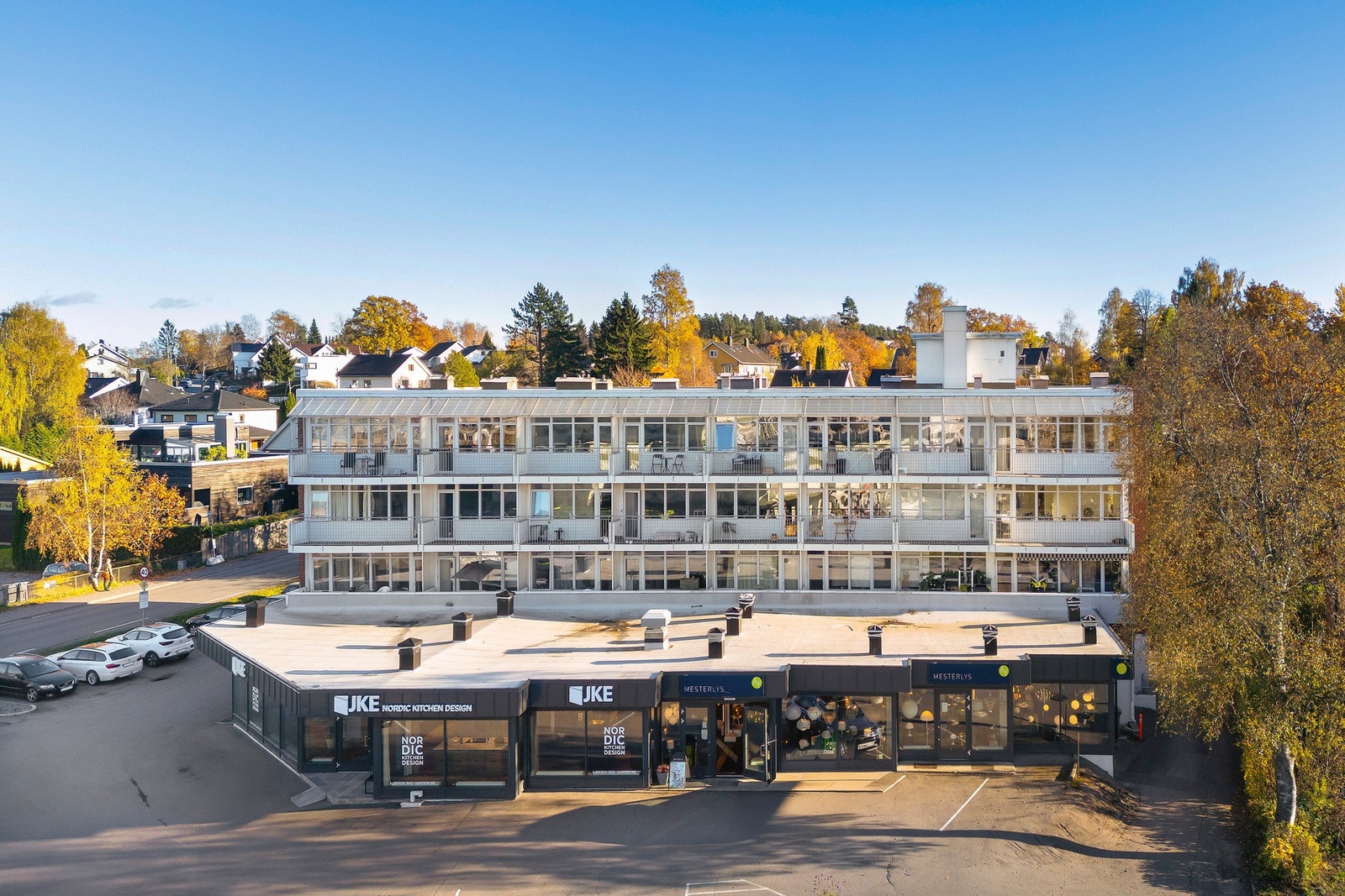 Dronefoto fasade Kråkstadveien 1. Galleribilde