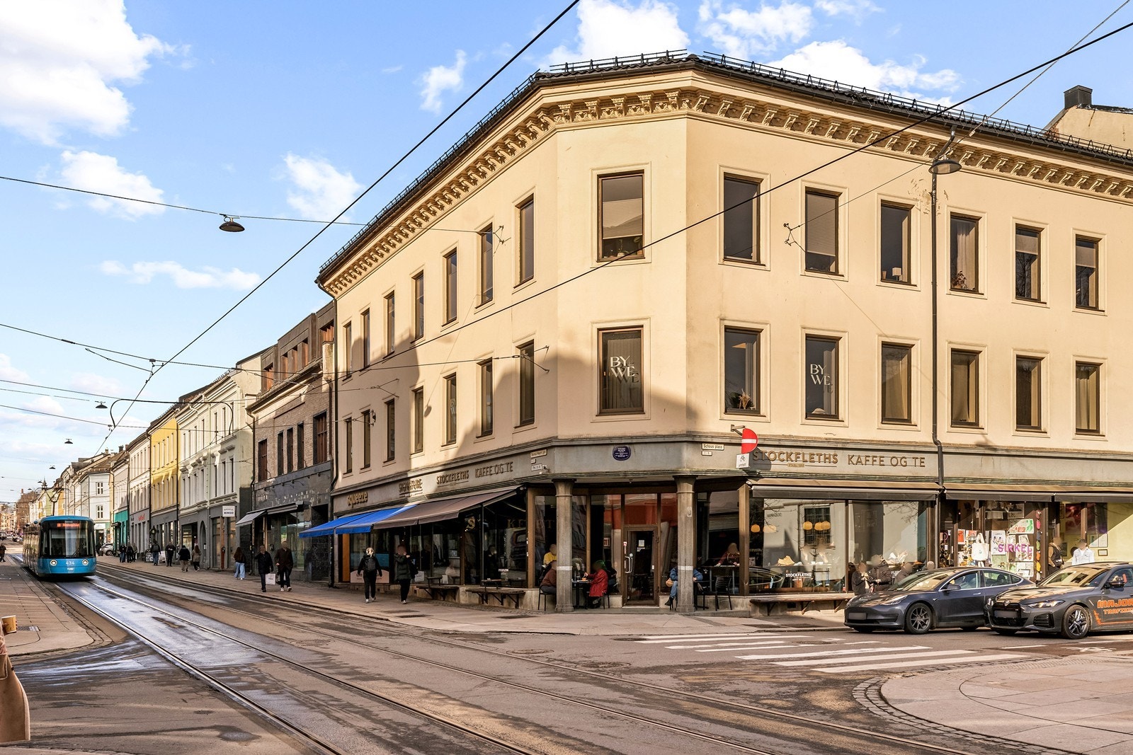 Her bor du med gangavstand til alt Grünerløkka har å by på av kafeer, butikker og kulturliv. Galleribilde