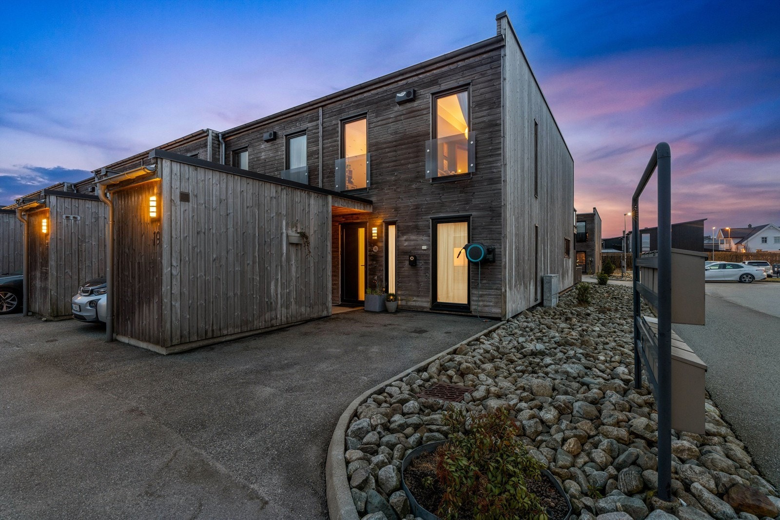Fasade fremside Galleribilde