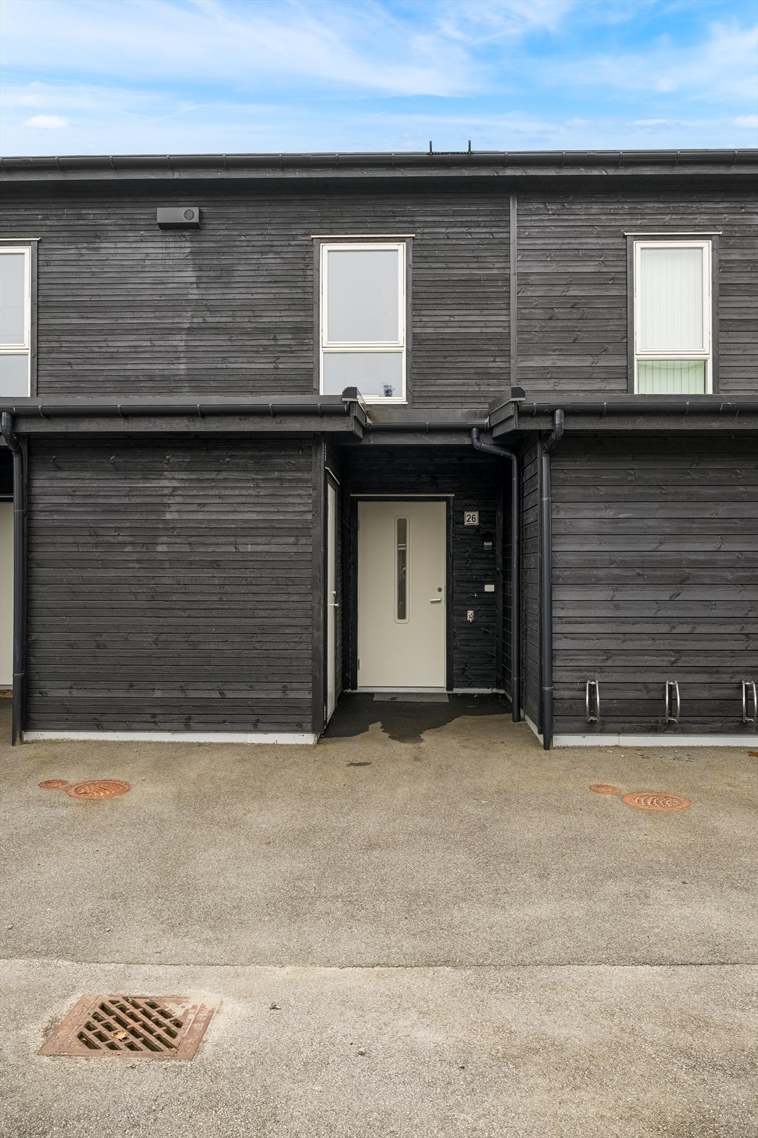 Inngangsparti. Galleribilde