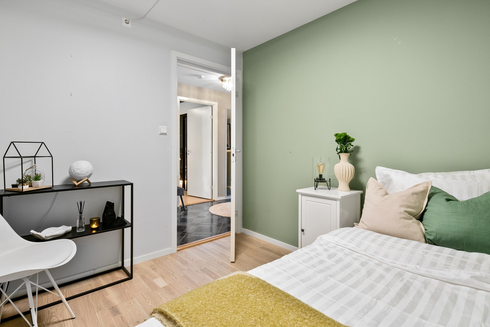 - Rommet passer perfekt som barne- eller gjesterom eksempelvis - Galleribilde