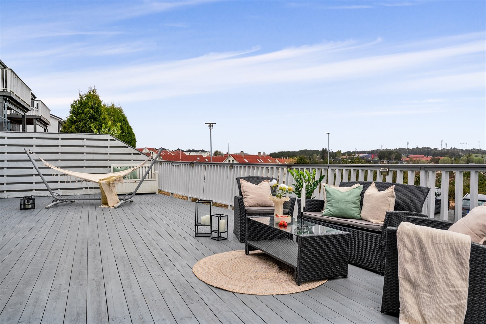 - Bosett deg her og opplev en lettvint hverdag med parkering, lave felles- og bokostnader - Galleribilde