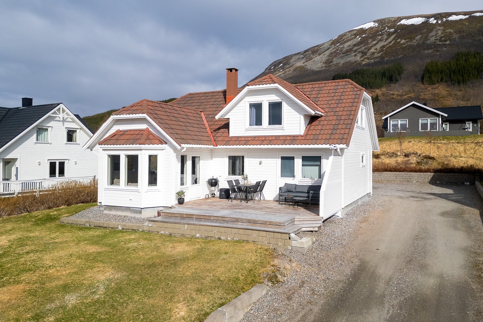EIE eiendomsmegling v/Mathias Gjertsen har gleden av å presentere Majabergveien 4! Foto: Lunde Images AS Galleribilde