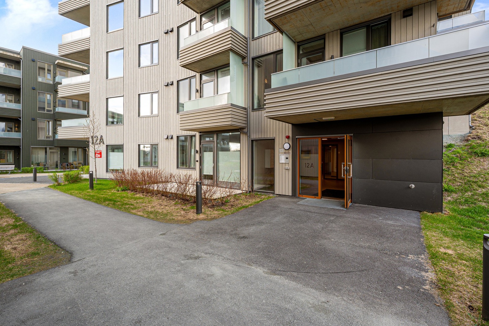 Leiligheten ligger fint til i et attraktivt og sentralt område i Heimdal. Galleribilde