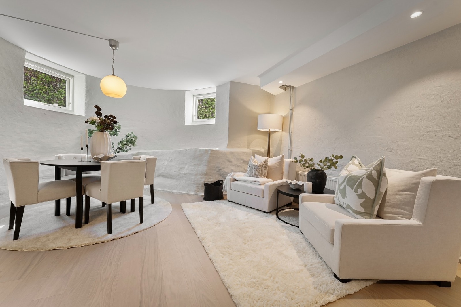Overflater er malt i delikate fargetoner i 2026. Galleribilde