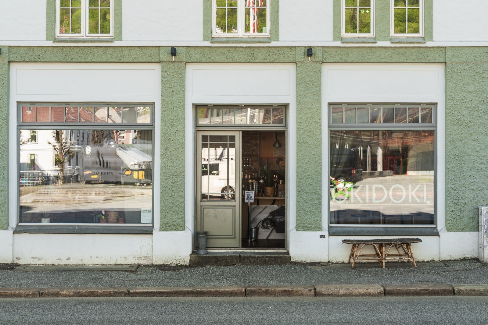 Her har du alt fra ypperlige shoppingmuligheter og gode restauranter, til kunstgallerier, barer og uteliv. Galleribilde