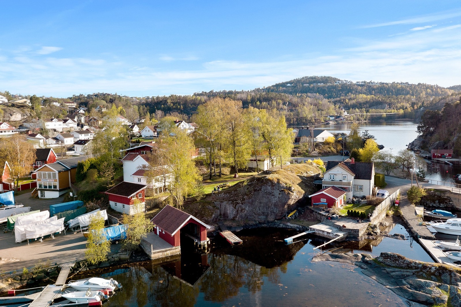 Boplikt kan opprettholdes ved utleie av den ene boligen. Galleribilde