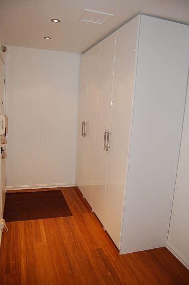 hall bra m skapplass Galleribilde